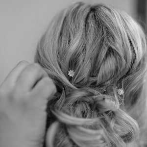 Daisy Hair Pins, Something Blue, Flower Hair Pin for Bride, Floral Bridal Hair Pins, Bridesmaid Hair, Flower Girl Bobby Pin image 5