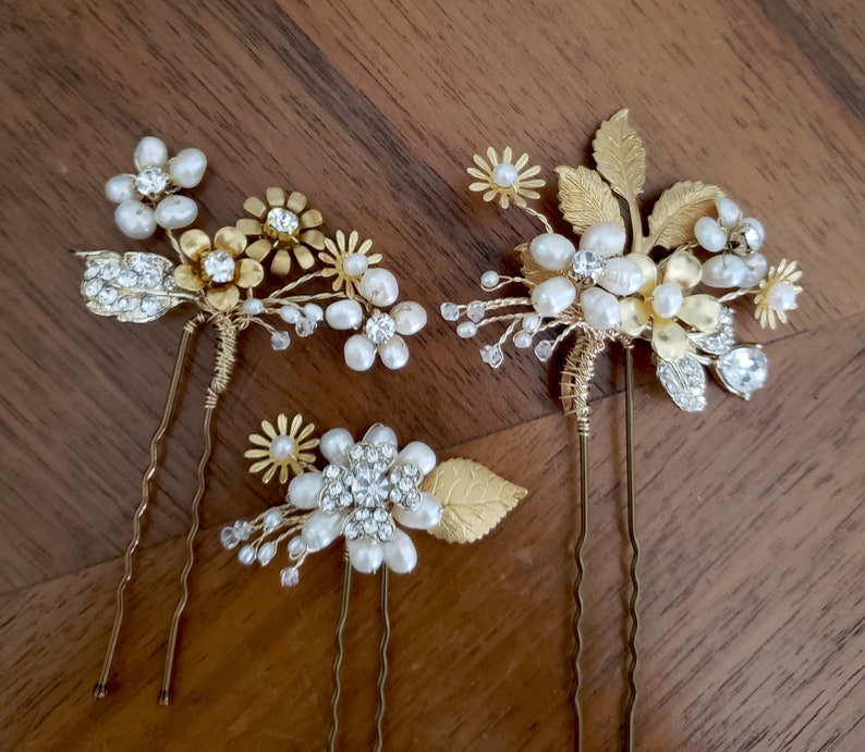 Pearl Hair Pin Set of 3 with Pearl Flowers, Crystals and Gold Leaves, Bridal Hair Pins, Pearl Hair Comb Set, Ready to Ship image 2