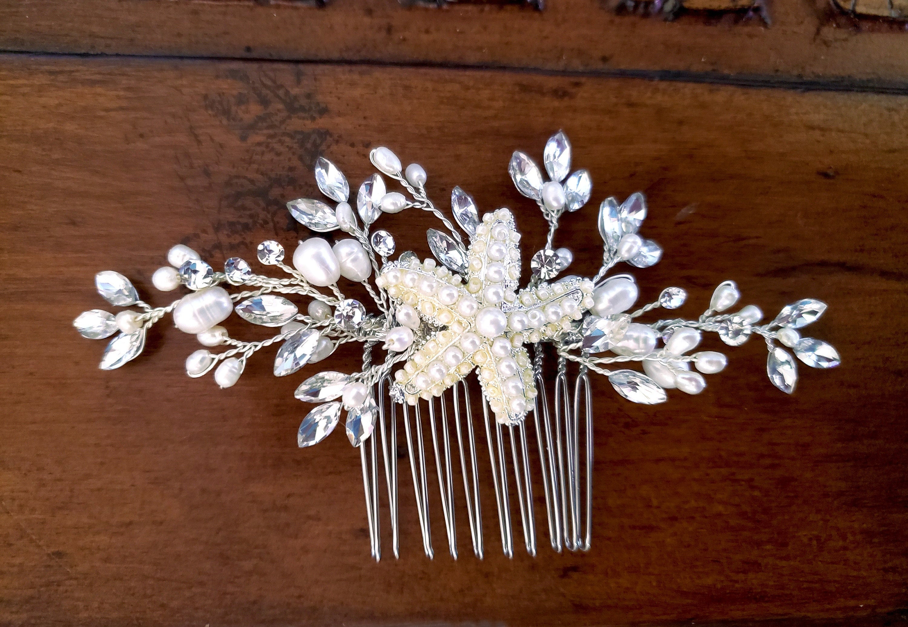 Starfish Bridal Hair Comb: Freshwater Pearls & Crystals  display picture 1
