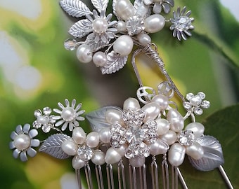 Pearl Hair Comb with Rhinestones, Wedding Hair Comb with Crystals, Silver Floral Hair Accessory, Pearl Hair Pin, Ready to Ship