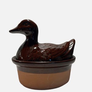 Vintage Pottery Duck on Nest Covered Casserole Ovenproof Baking Dish 16oz.