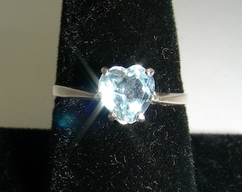 Genuine Blue Topaz Heart in Sterling Silver Ring Size 7 1/2