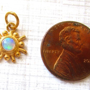 Fiery Ethiopian Opal Mid Century Modern Gemstone Charm, 18K Gold 925 Silver Pendant, Atomic Sun Charm, October Birthstone Gift image 2
