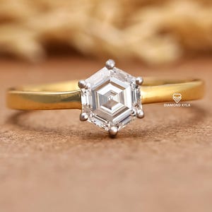 Hexagon Cut Diamond Engagement Ring, IGI Certified Solitaire Diamond Ring for Wife, Handmade Anniversary Ring, Unique Promise Ring for Her