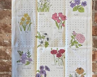 Tea Towel Calendar 2026 Vintage Inspired Floral FS1049 - Cotton Cloth Fabric