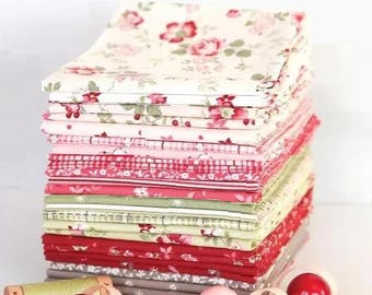 A Very Sweet Christmas by Bunny Hill Designs for Moda Fabrics - fabric bundle, 24 pieces