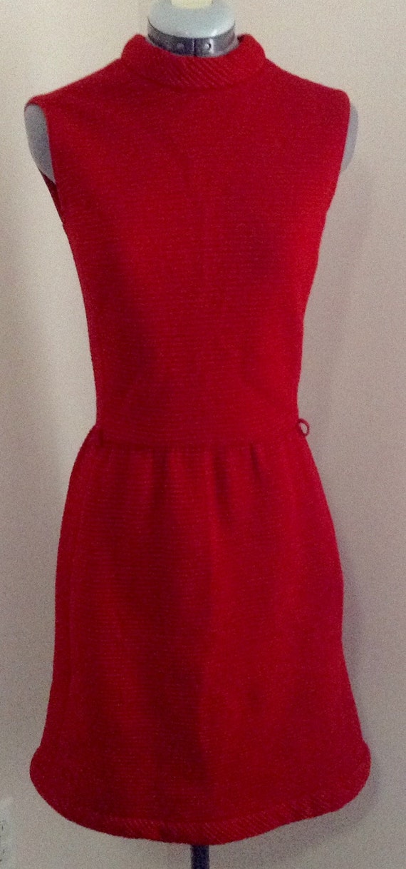 VTG Youth Guild red sleeveless mod 1960s wool text