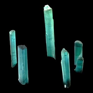 Cristal de turmalina azul natural, turmalina en bruto para la fabricación de joyas, cristal para engarzar en alambre para diseños de colgantes imagen 8