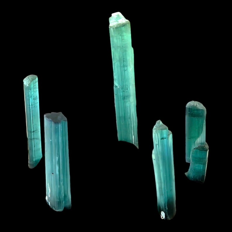 Cristal de turmalina azul natural, turmalina en bruto para la fabricación de joyas, cristal para engarzar en alambre para diseños de colgantes imagen 8