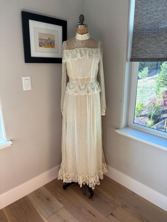 Vintage 1970's Gunne Sax Victorian Style Lace Dress - Gem