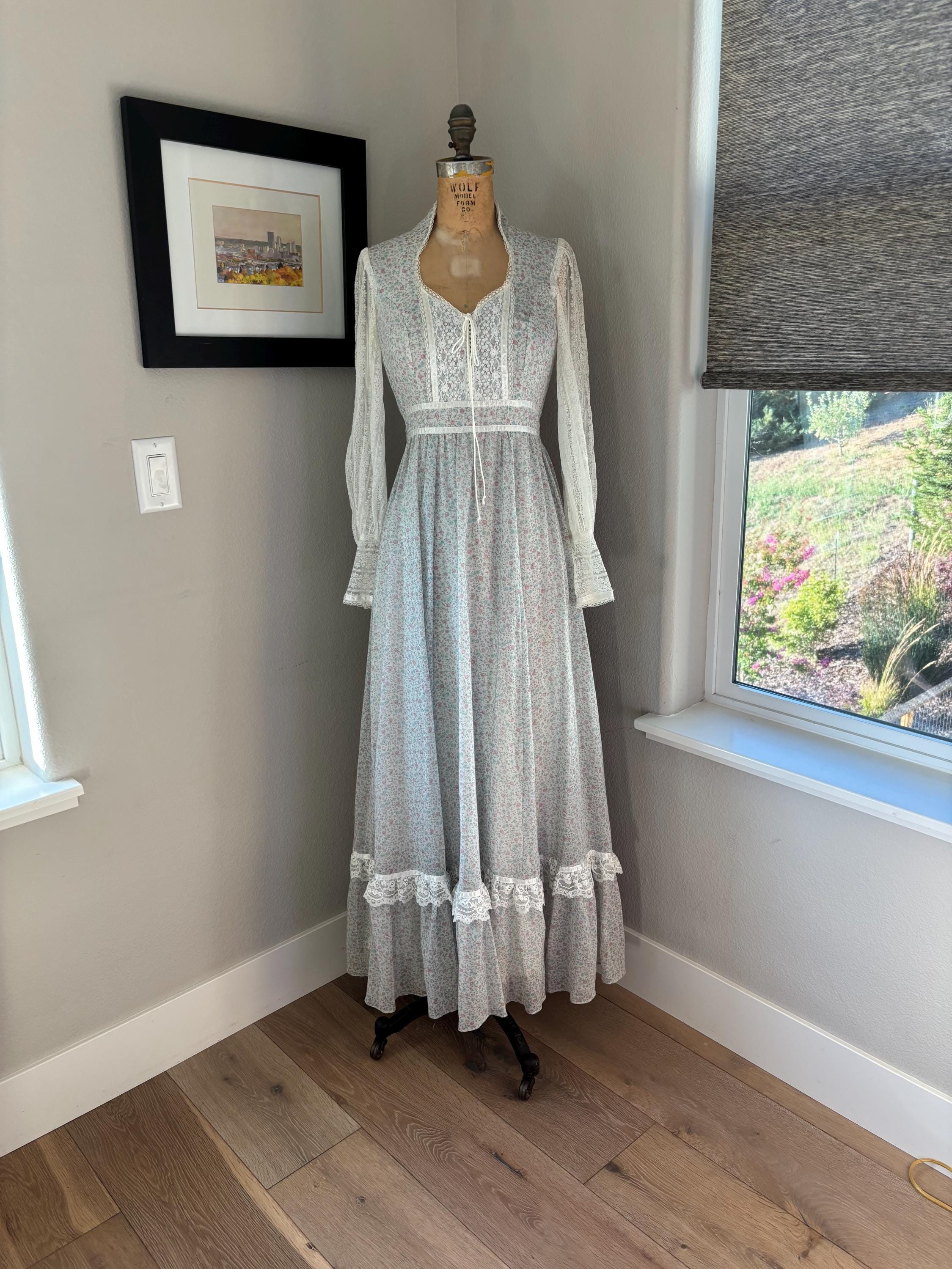Vintage 1970's Gunne Sax Floral Print Dress - Etsy