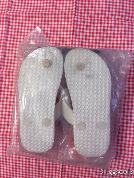 zories flip flops