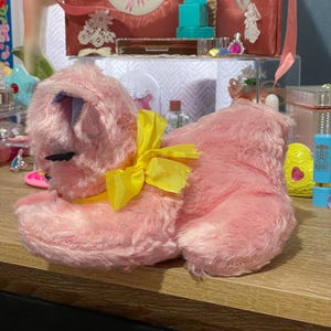 VTG Rushton Plush Stuffed Animal Sleepy Pink Kitty Cat w Rattle in Tail