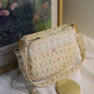Olivia Handtasche - Handgemachte Leinentasche - Ästhetische Vintage Blumentasche - Geschenk für Sie - Brautjungfer - Reisetasche