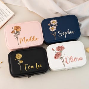 Custom Name Jewelry Box with Birth Flower, Personalized Travel Jewelry Case, Bridesmaid Proposal Gift, Birthday Gift for Women