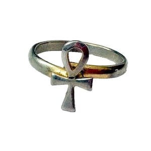 Vintage Cross Adjustable Silver Tone Dainty Ring 90s