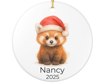 Gepersonaliseerde kerstornament rode panda baby - schattig aquareldier met kerstmuts - aangepaste naam en jaar - aandenken kinderfeestje