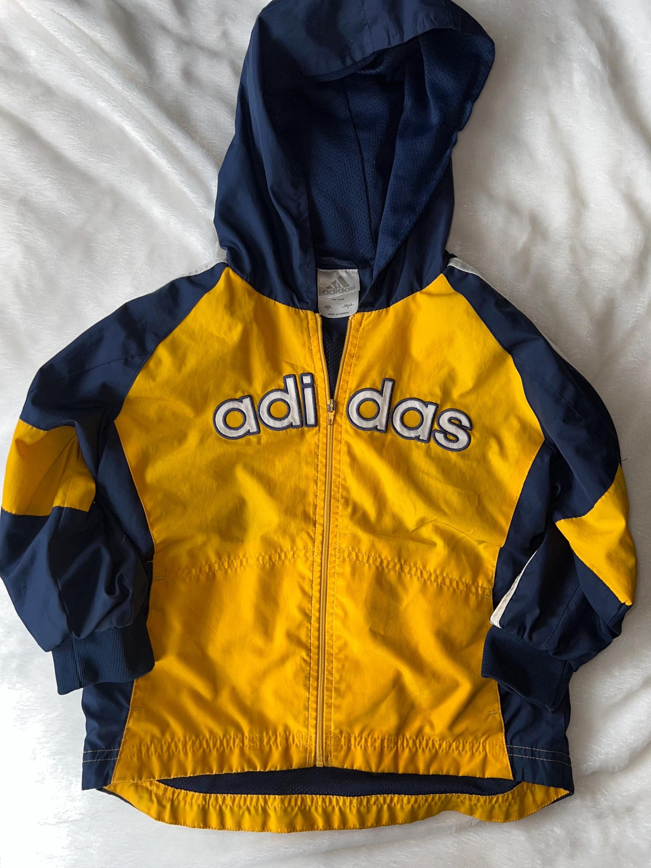 adidas ジップアップジャケット イエロー/ネイビー 早い者勝ち！ お買い得！ adidas ジップアップジャケット 黄色