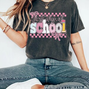 Erster Schultag Shirt, Zurück in der Schule, Kindergärtnerin Shirt, Team Lehrer Shirt, Erster Tag der Schulkleidung