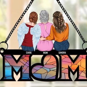 Personalized Mom & Daughter Suncatcher Ornament - Window Hanging - Mother&#39;s Day Gift for Mom from Daughter, Custom Family Name Suncatcher