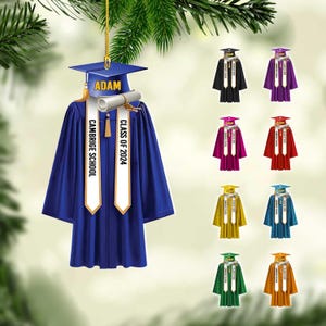 Personalized Graduation Ornament: Acrylic Class of 2024/2025 Tree Decor