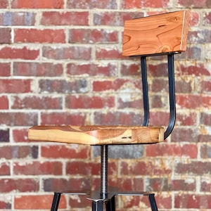 Adjustable Seat Counter Height Bar Furniture, Vintage Style Bar Stool, Natural Wood Grain Finish, Industrial Tractor Seat Bar Stool