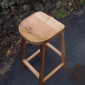 Handcrafted Reclaimed Oak Barstool: Rustic Scooped Seat with Custom Sizing image 10
