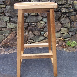 Handcrafted Reclaimed Oak Barstool: Rustic Scooped Seat with Custom Sizing image 6