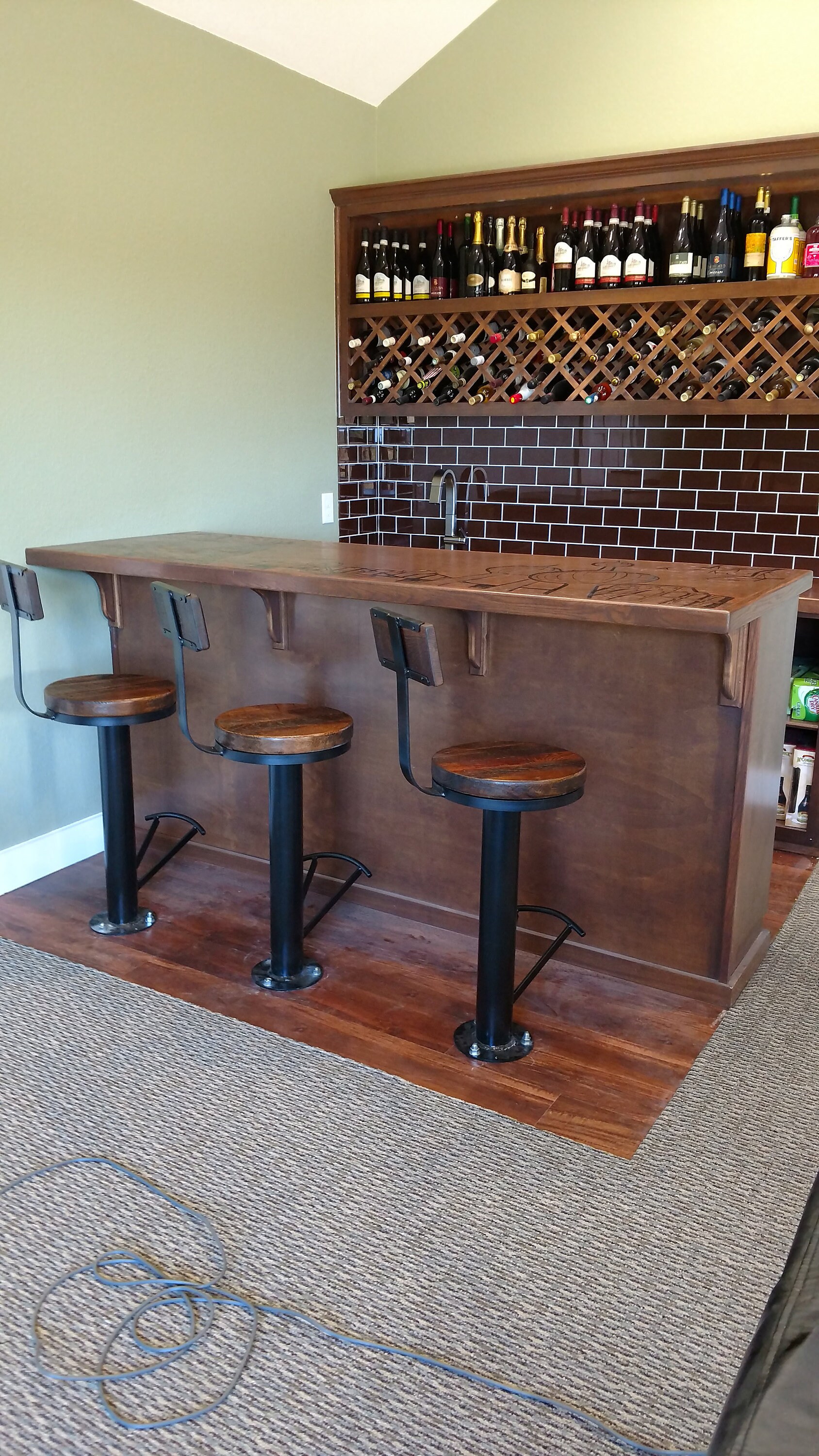Bolt down on sale swivel bar stools