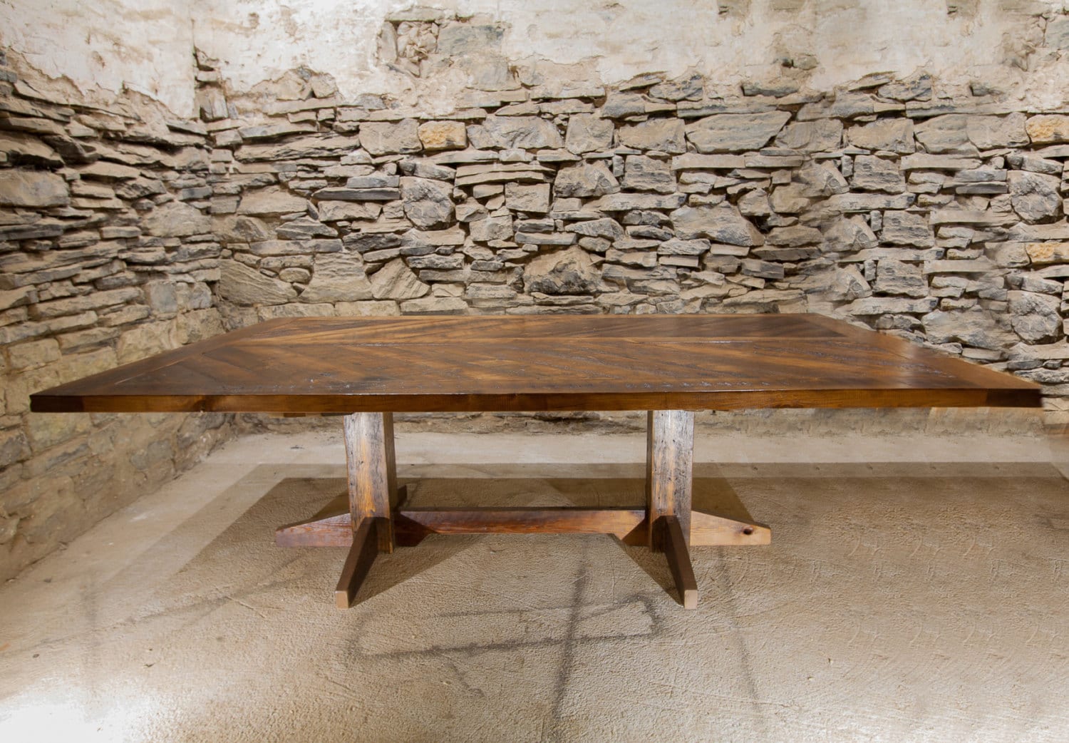 The Refectory Handcrafted Chevron Wood Dining Table: Reclaimed 