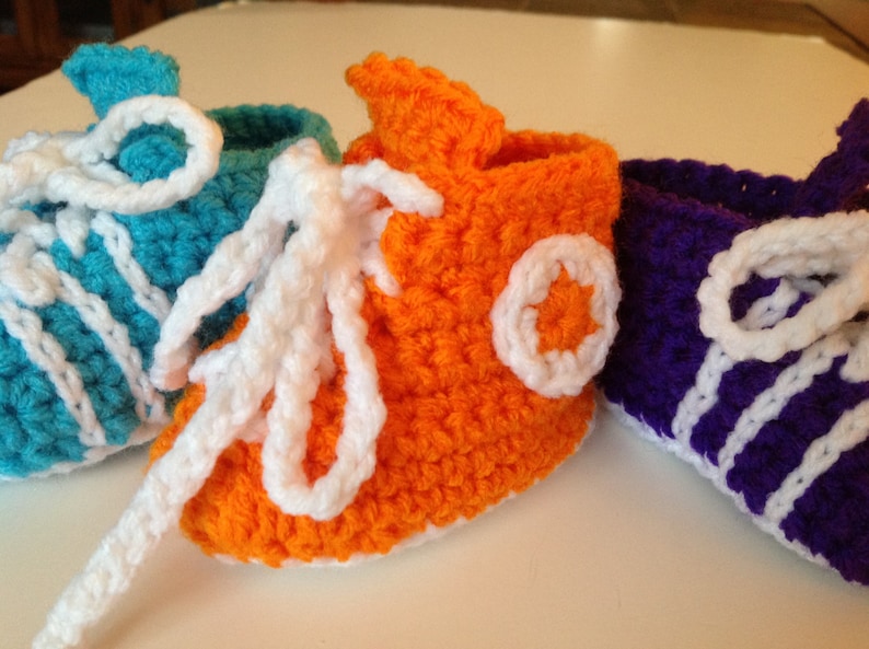 Crocheted soccer cleats for babies in four sizes image 5