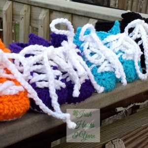 Crocheted soccer cleats for babies in four sizes image 3
