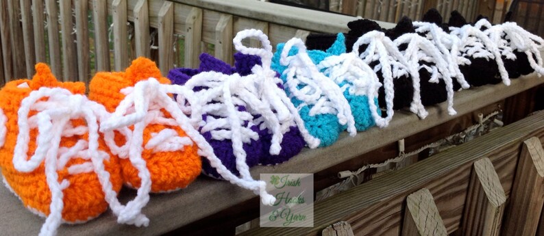 Crocheted soccer cleats for babies in four sizes image 3