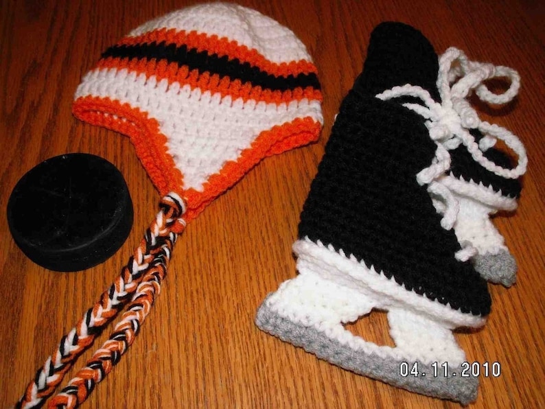 Hockey Skate booties and an earflap hat in an NHL Set now in three sizes image 3