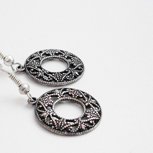 Silver Filigree Earrings