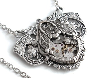 A Time for Romance - Steampunk Necklace