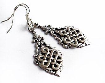 Silver Celtic Knot - Dangle Earrings Jewelry