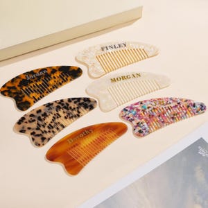 Peineta personalizada con nombre "Atardecer Amor", de acetato con iniciales personalizadas, de mármol, regalo para novia y dama de honor, de bolsillo.