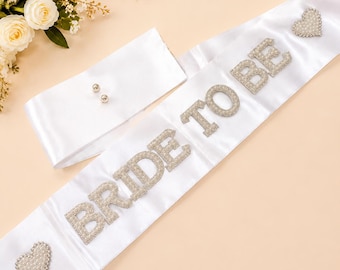 Banda nupcial personalizada "Futura novia" con perlas, regalo personalizado para despedida de soltera, conjunto de accesorios para la novia para despedida de soltera.
