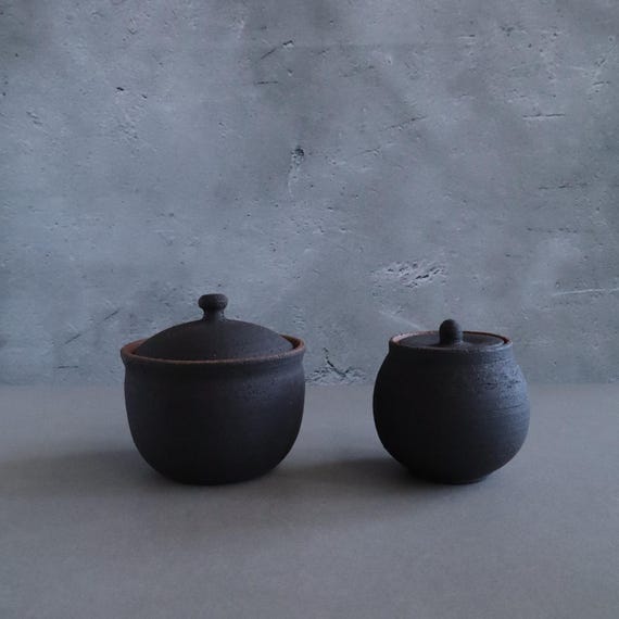 Shigaraki Salt Cellar With Lid, Handmade Japanese Ceramic Salt Jar