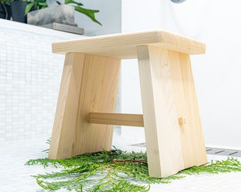 Handcrafted Hinoki Cypress Wood Bath Stool - Japanese Shower Chair (H.11.8"/30cm)