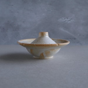 Handcrafted Shino Ware Small Lidded Dish – Made in Japan