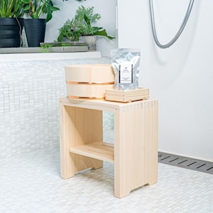 Set baño Hinoki japonés – taburete cubo madera spa ciprés