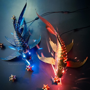 Lanterna Koi in carta fai da te da 3 pezzi: illumina la tua casa con lampade a forma di pesce puzzle 3D (kit di carta pretagliata)