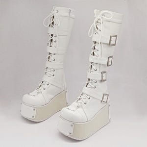 Witte platformlaarzen festivalmode | Edgy bohostijl | Burning man-laarzen voor dames en heren