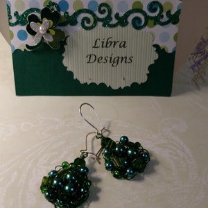 Handgemachte Wire Mesh Ohrringe, gehäkelte Ohrringe, grüne Perlen, Schmuck, einzigartiges Geschenk für sie, baumeln Ohrringe, Geschenke für sie, für Mutter Bild 4