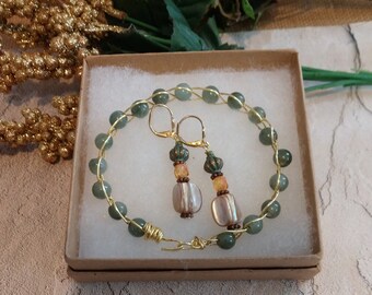 Green Agate Set, Bracelet and Drop Earrings, Handmade Jewelry, Wire Wrapped Set, Ladies Accessories, Christmas Gift Ideas