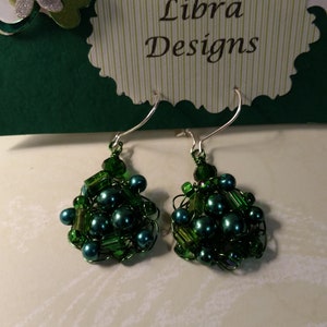 Handgemachte Wire Mesh Ohrringe, gehäkelte Ohrringe, grüne Perlen, Schmuck, einzigartiges Geschenk für sie, baumeln Ohrringe, Geschenke für sie, für Mutter Bild 5