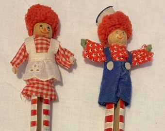 Vintage 1978 Handmade Raggedy Ann & Andy Collectible Clothespin Dolls