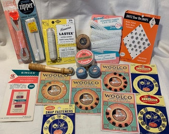 18 pcs Vintage Sewing Notions Snaps, Zippers, Thread, needles, Sewing Supplies Some NOS